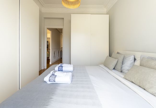 Appartement à Madrid - Appartement confortable avec balcons dans le centre de Madrid, à quelques pas de la Plaza Mayor.  Appartement à Madrid - Appartement confortable avec balcons dans le centre de Madrid, à quelques pas de la Plaza Mayor.