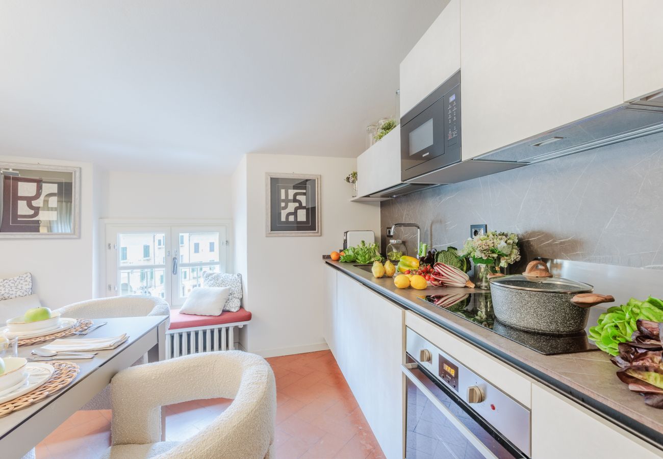 Appartement à Lucques - Smart Penthouse with Views over Amphiteatre Square Appartement à Lucques - Smart Penthouse with Views over Amphiteatre Square