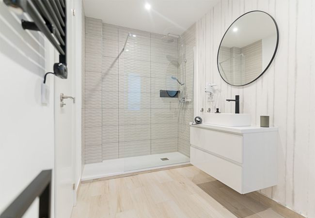 Chambres d'hôtes à Madrid - Londres : chambre avec confort, commodité et espaces communs Chamartín - Mauricio Legendre Chambres d'hôtes à Madrid - Londres : chambre avec confort, commodité et espaces communs Chamartín - Mauricio Legendre