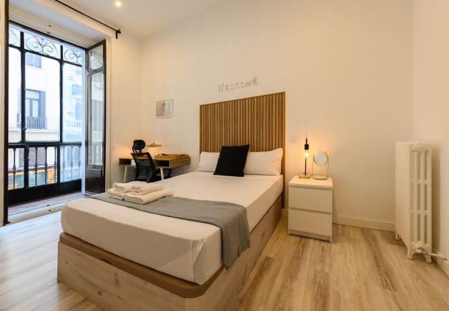Chambres d'hôtes à Madrid - Zurich : chambre avec confort et espaces communs Gran Vía-Madrid Chambres d'hôtes à Madrid - Zurich : chambre avec confort et espaces communs Gran Vía-Madrid