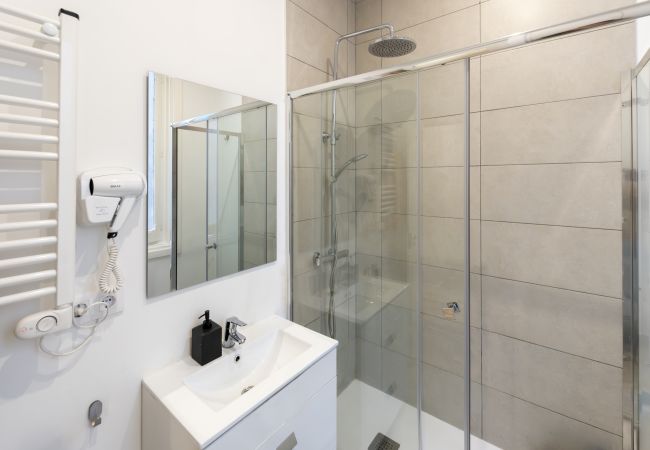 Chambres d'hôtes à Madrid - Berlin : chambre avec confort et espaces communs Gran Vía-Madrid Chambres d'hôtes à Madrid - Berlin : chambre avec confort et espaces communs Gran Vía-Madrid