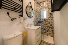 Chambres d'hôtes à Madrid - La Paz : chambre avec essence bolivienne et confort à Madrid