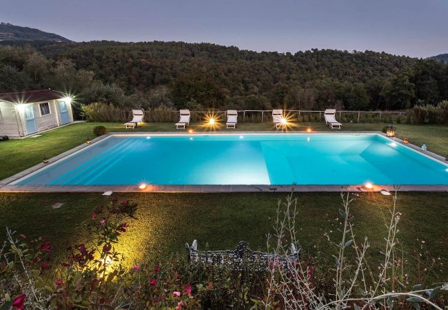 Villa à Lucca - Romantic Farmhouse with Oversize Panoramic Pool Villa à Lucca - Romantic Farmhouse with Oversize Panoramic Pool
