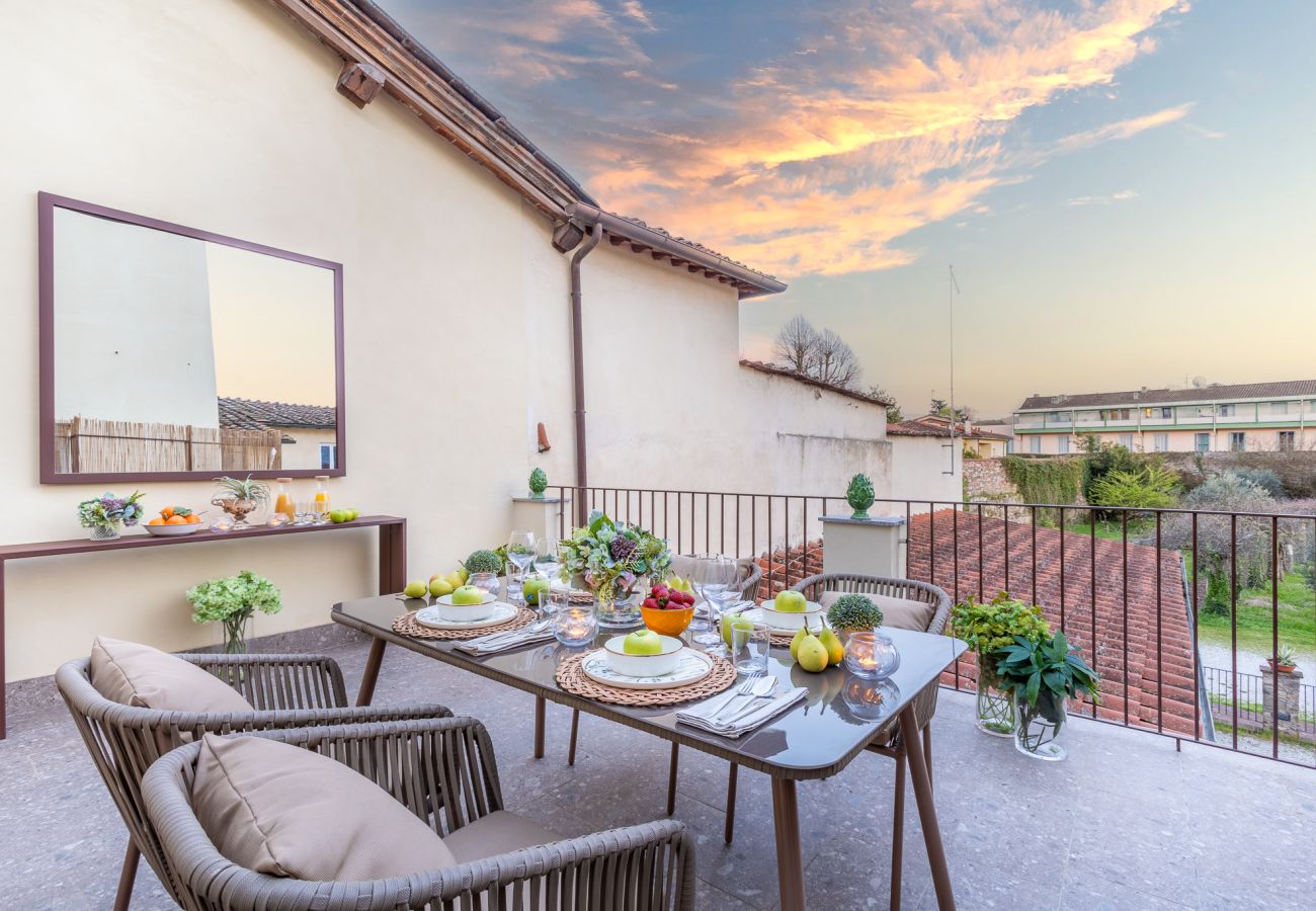 Appartement à Lucques - Smart Apartment with Terrace and elevator in Lucca Appartement à Lucques - Smart Apartment with Terrace and elevator in Lucca