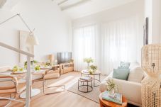 Appartement à Lucques - 2 Bedrooms Apartment with Elevator in a Smart Location
