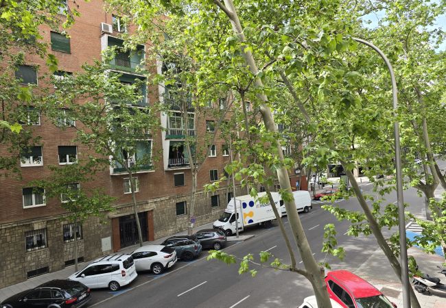 Appartement à Madrid - Appartement de 1 chambre avec balcon -Location mensuelle à Madrid  Appartement à Madrid - Appartement de 1 chambre avec balcon -Location mensuelle à Madrid