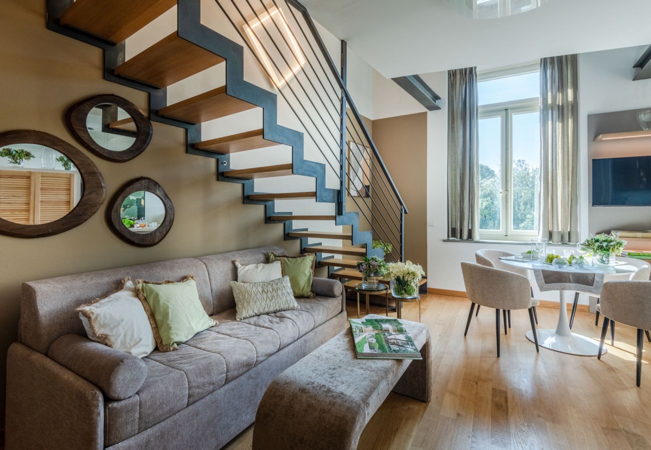 Appartement à Lucques - Verdi 1928, A Cozy Wallside Retreat