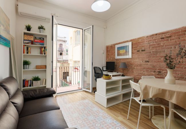 Appartement à Barcelone - Appartement Gracia, calme, bien équipé et situé en centre-ville, avec 2 chambres.