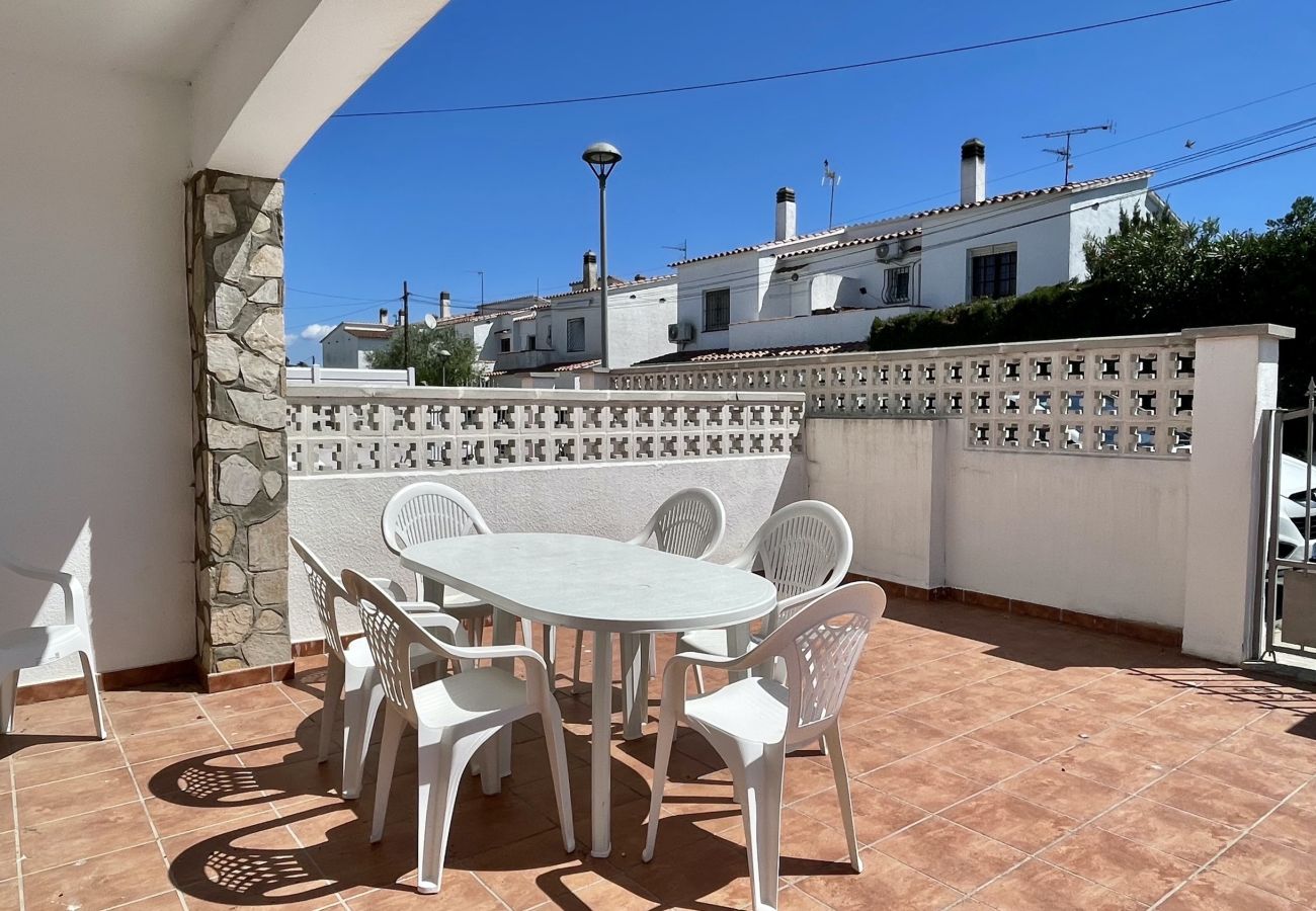 Casa a L'Escala - CASA LA VINYA 16 3D Casa a L'Escala - CASA LA VINYA 16 3D