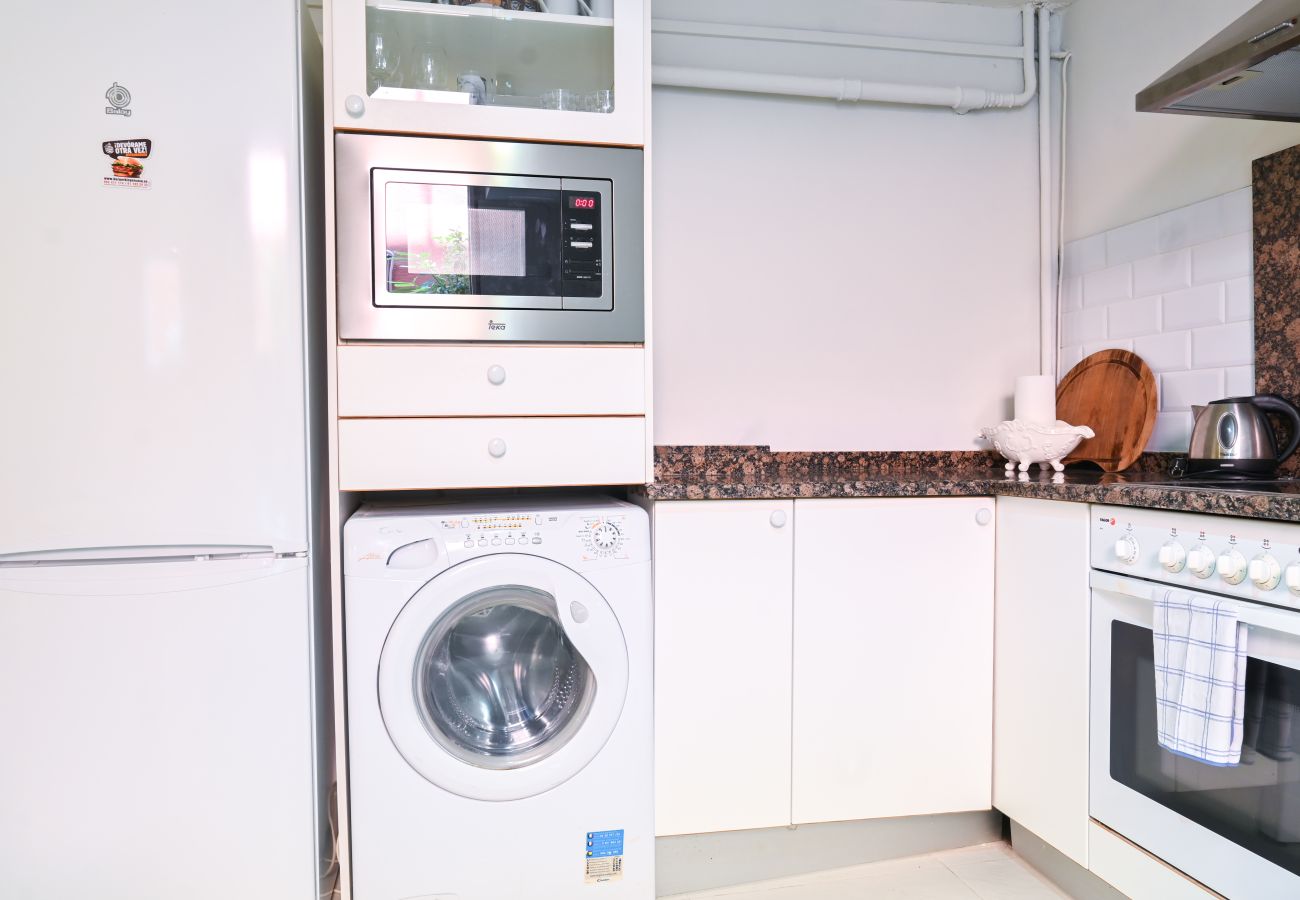 Appartamento a Madrid - GARDEN House Downtown MADRID CENTRO-IFEMA-AEROPUERTO. 2 ROOMS 6 PAX GARDEN Appartamento a Madrid - GARDEN House Downtown MADRID CENTRO-IFEMA-AEROPUERTO. 2 ROOMS 6 PAX GARDEN