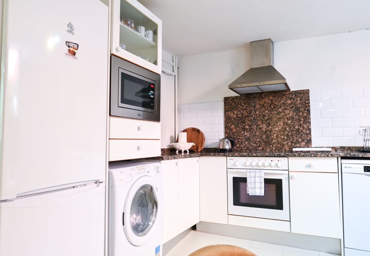 Appartamento a Madrid - GARDEN House Downtown MADRID CENTRO-IFEMA-AEROPUERTO. 2 ROOMS 6 PAX GARDEN Appartamento a Madrid - GARDEN House Downtown MADRID CENTRO-IFEMA-AEROPUERTO. 2 ROOMS 6 PAX GARDEN