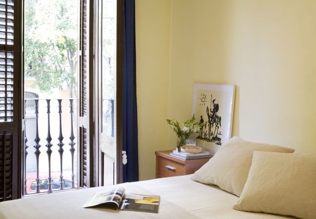 Appartamento a Barcelona - PARLAMENT, piso en alquiler reformado, moderno y muy bonito junto al mercado San Antonio en Barcelona centro Appartamento a Barcelona - PARLAMENT, piso en alquiler reformado, moderno y muy bonito junto al mercado San Antonio en Barcelona centro