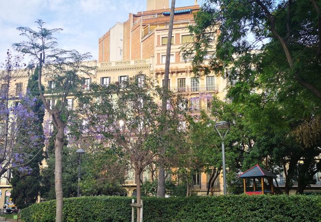 Appartamento a Barcelona - Piso en alquiler con gran terraza privada, junto Passeig de Gracia, Barcelona centro Appartamento a Barcelona - Piso en alquiler con gran terraza privada, junto Passeig de Gracia, Barcelona centro