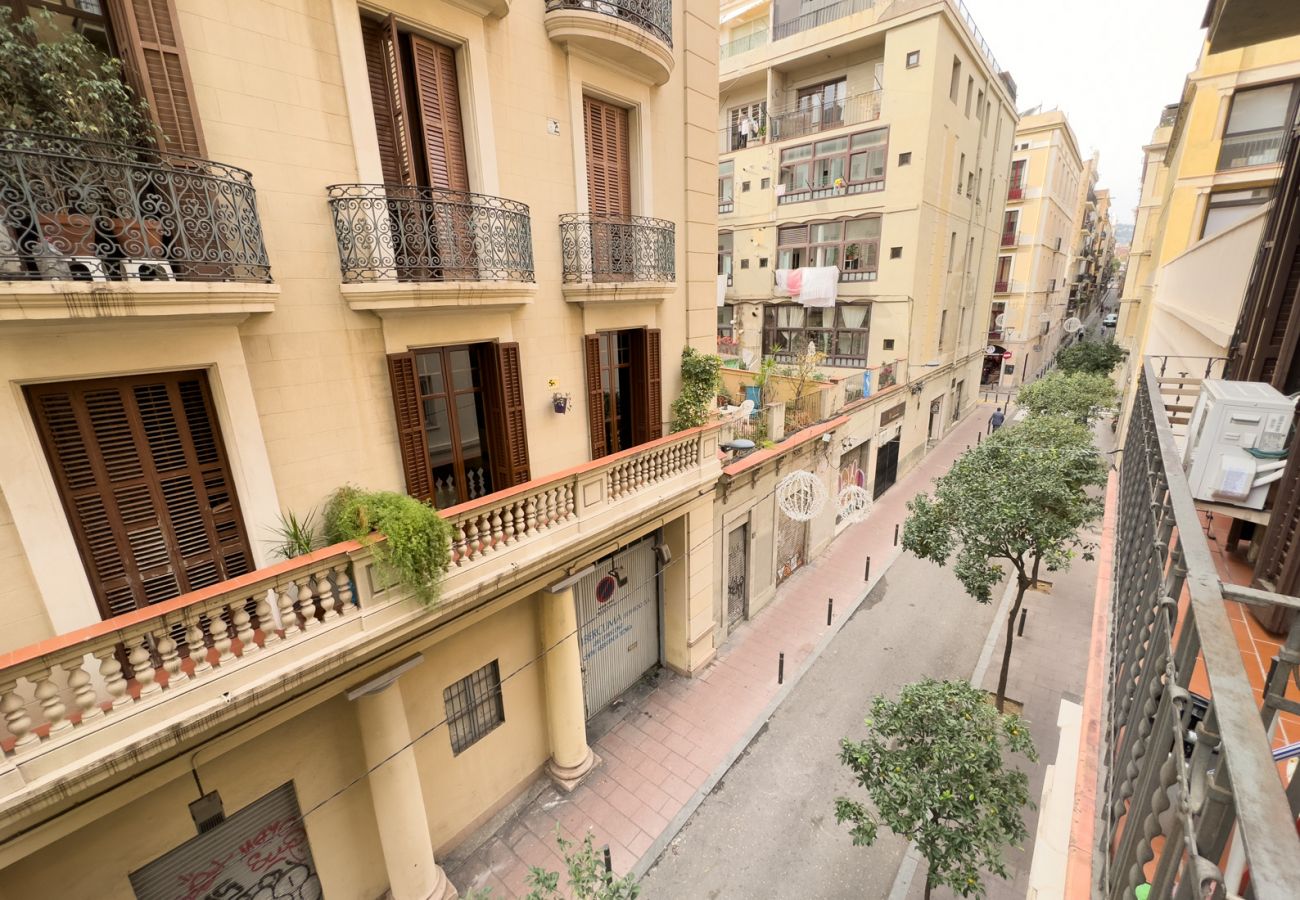 Appartamento a Barcelona - Apartamento bonito con balcón en alquiler por días en Barcelona centro, Gracia Appartamento a Barcelona - Apartamento bonito con balcón en alquiler por días en Barcelona centro, Gracia