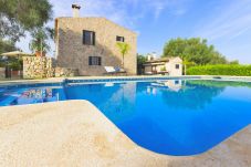 Fattoria a Llubi - Son Burguet espectacular finca tradicional, con piscina privada, gran jardín, terraza y barbacoa