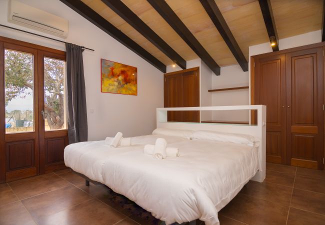 Villa a Santa Margalida - Villa Vernissa -  Finca con gran piscina muy cerca de Can Picafort y de las mejores playas de la isla Villa a Santa Margalida - Villa Vernissa -  Finca con gran piscina muy cerca de Can Picafort y de las mejores playas de la isla