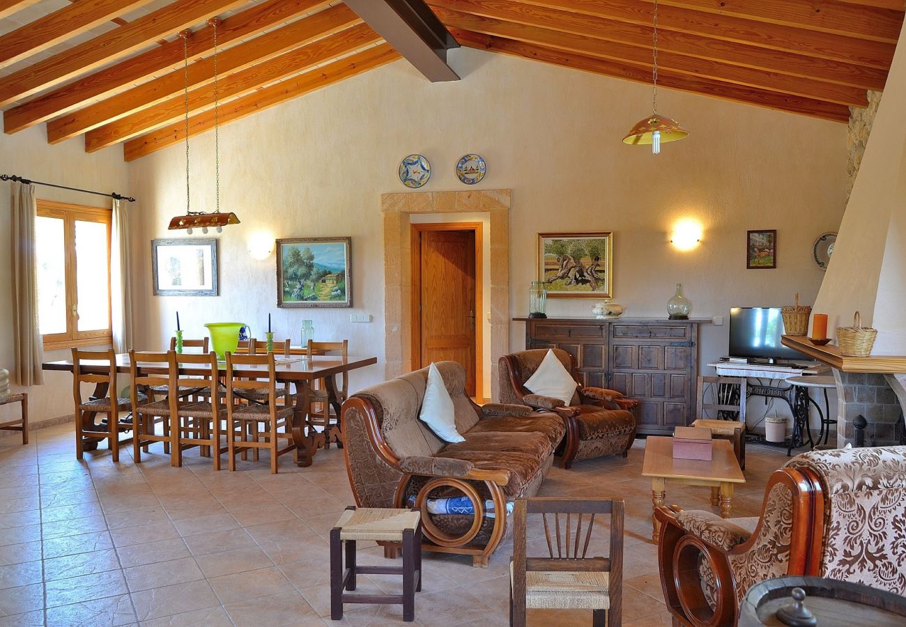 Fattoria a Llubi - Son Bernat 137 acogedora finca en la naturaleza con piscina privada, terraza, jardín y WiFi Fattoria a Llubi - Son Bernat 137 acogedora finca en la naturaleza con piscina privada, terraza, jardín y WiFi