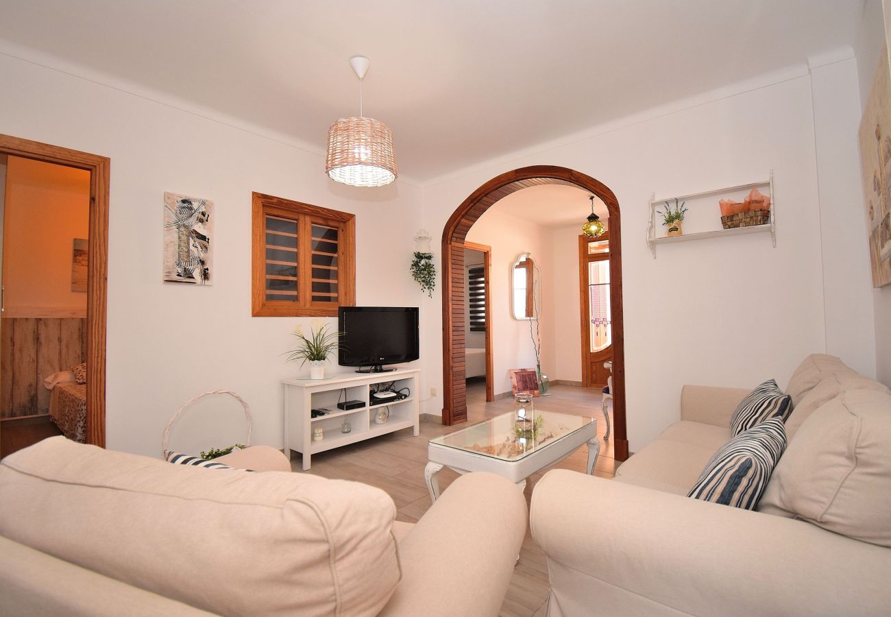 Casa a Santa Margalida - Can Cantino 213 fantástica casa de pueblo con piscina privada, aire acondicionado, terraza, barbacoa y WiFi Casa a Santa Margalida - Can Cantino 213 fantástica casa de pueblo con piscina privada, aire acondicionado, terraza, barbacoa y WiFi