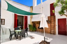 Casa a Petra - Es Forn 229 acogedora casa de pueblo con piscina privada, terraza y WiFi