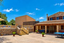Fattoria a Campos - Can Guillem 415 finca rústica con piscina privada, terraza, aire acondicionado y WiFi