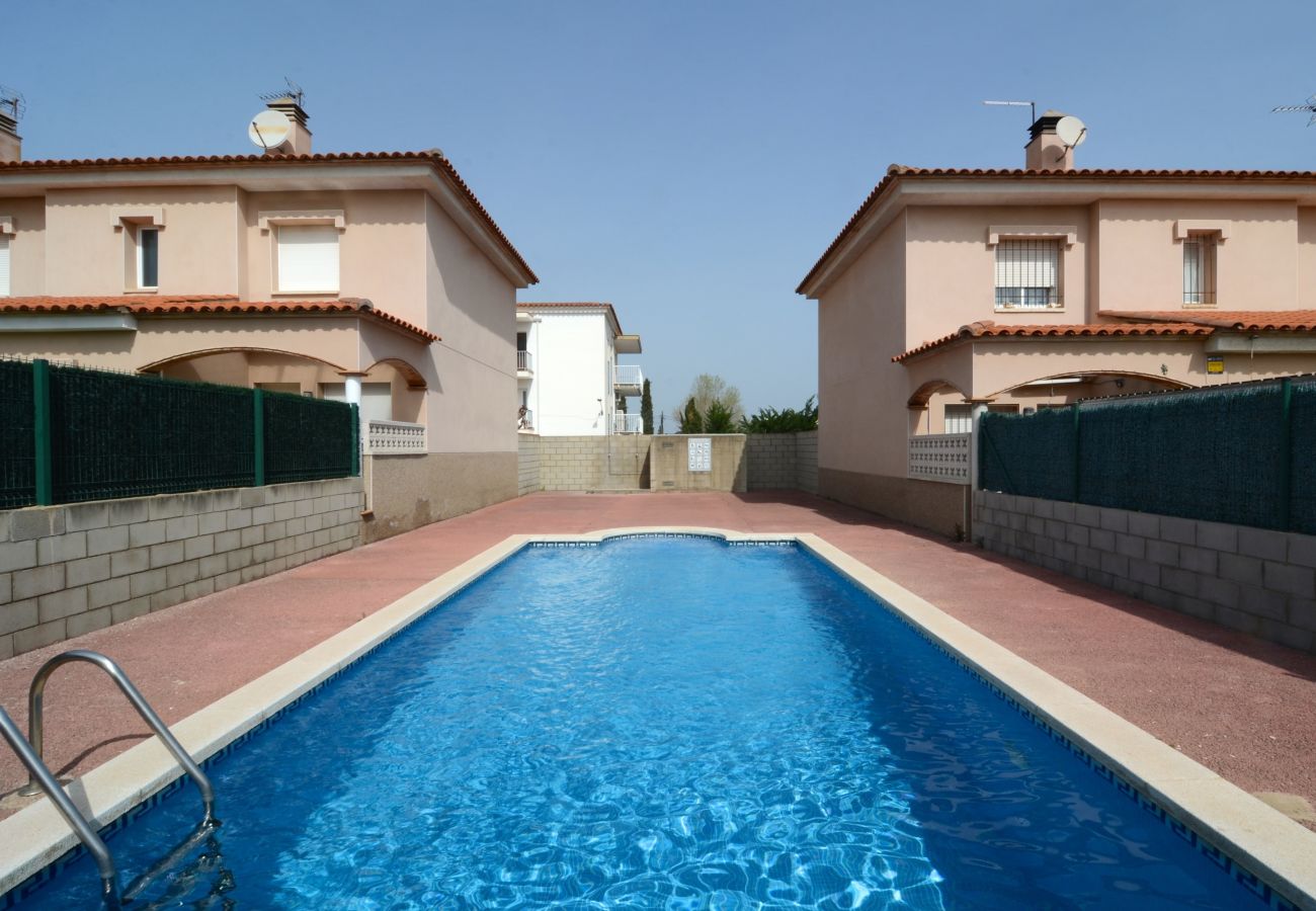 Casa a L'Escala - RAMBLA MALLOLS 29 Casa a L'Escala - RAMBLA MALLOLS 29