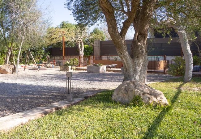 Casa rurale a Santa Margalida - Es Rafal des Turó maravillosa finca con piscina privada, zona infantil, aire acondicionado y terraza Casa rurale a Santa Margalida - Es Rafal des Turó maravillosa finca con piscina privada, zona infantil, aire acondicionado y terraza