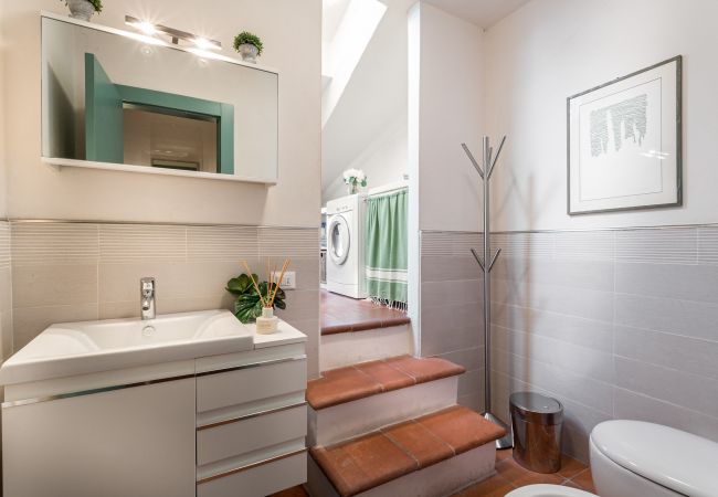 Appartamento a Lucca - 2 Bedrooms Spacious Apartment with Elevator in Lucca Appartamento a Lucca - 2 Bedrooms Spacious Apartment with Elevator in Lucca