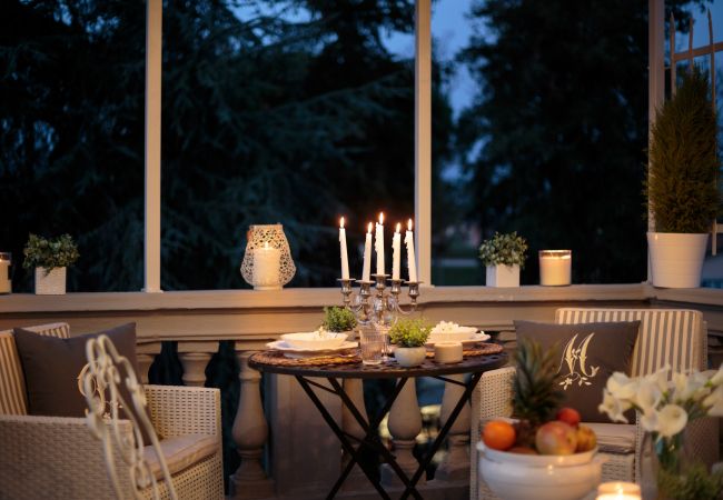 Appartamento a Lucca - CASA UCCELLINI Apartment with a Romantic Terrace Appartamento a Lucca - CASA UCCELLINI Apartment with a Romantic Terrace