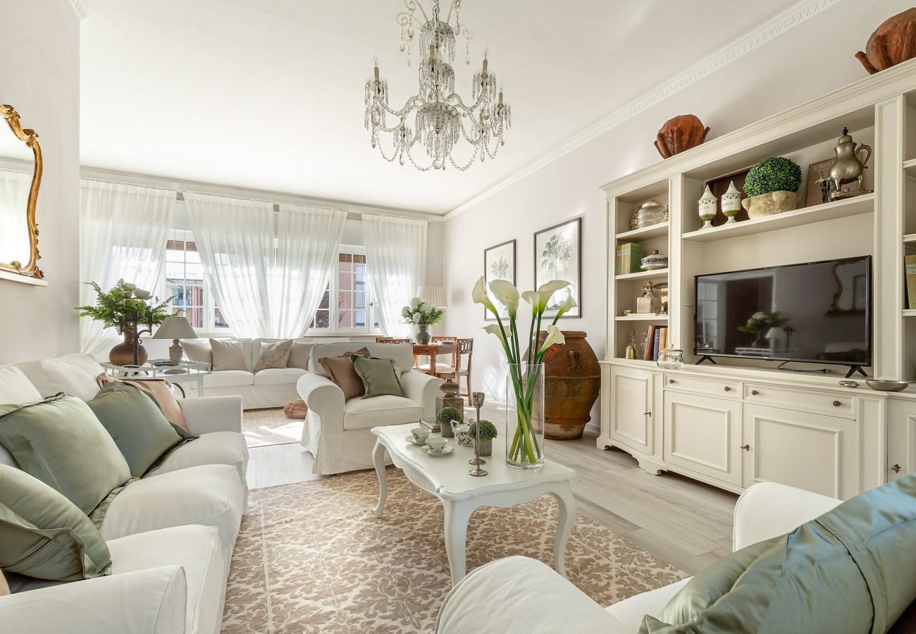 Villa a Lucca - VILLA OLIVIA: a New Luxury Villa with Garden in Lucca with PARKING Villa a Lucca - VILLA OLIVIA: a New Luxury Villa with Garden in Lucca with PARKING
