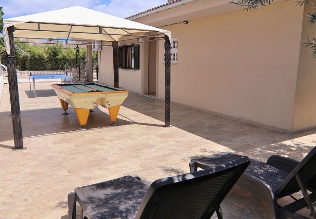 Villetta a Playa de Muro - Ca Na Coloma 145 fantástica villa con barbacoa, billar, ping pong y WiFi Villetta a Playa de Muro - Ca Na Coloma 145 fantástica villa con barbacoa, billar, ping pong y WiFi