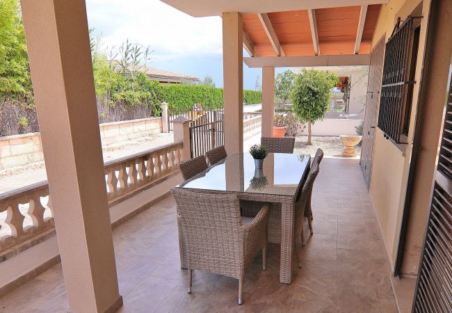 Villetta a Playa de Muro - Ca Na Coloma 145 fantástica villa con barbacoa, billar, ping pong y WiFi Villetta a Playa de Muro - Ca Na Coloma 145 fantástica villa con barbacoa, billar, ping pong y WiFi