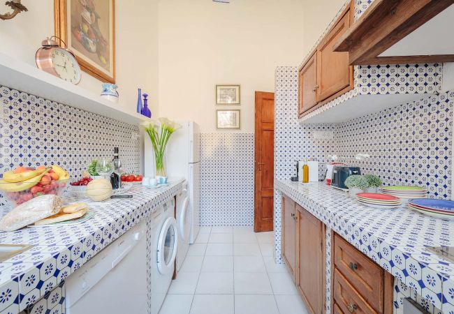 Appartamento a Lucca - SANTA CROCE Apartment, Central and Convenient Appartamento a Lucca - SANTA CROCE Apartment, Central and Convenient