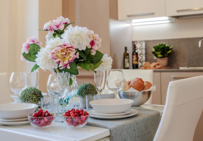 Appartamento a Lucca - CASA UGOLINO, State of the Art Central 2 Bedrooms Apartment in Lucca Appartamento a Lucca - CASA UGOLINO, State of the Art Central 2 Bedrooms Apartment in Lucca