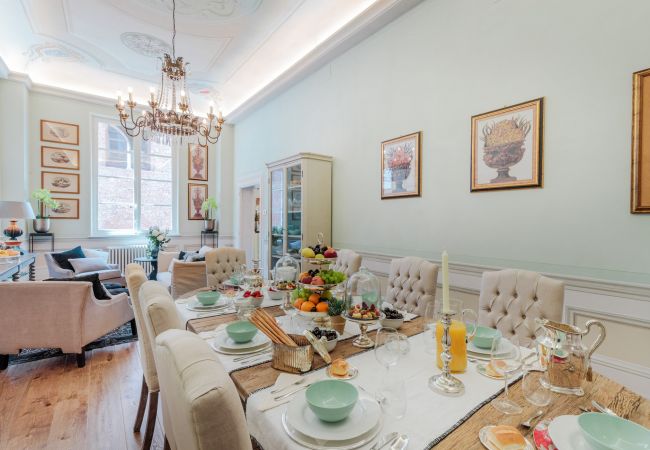 Appartamento a Lucca - THE MEDIEVAL PENTHOUSE, Indulge among History in a Luxury 5 Bedrooms Apartment Appartamento a Lucca - THE MEDIEVAL PENTHOUSE, Indulge among History in a Luxury 5 Bedrooms Apartment