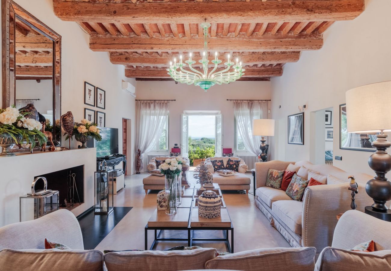 Villa a Montecarlo - 10 Bedrooms Villa in Lucca, SPA, Panoramic Pool Villa a Montecarlo - 10 Bedrooms Villa in Lucca, SPA, Panoramic Pool