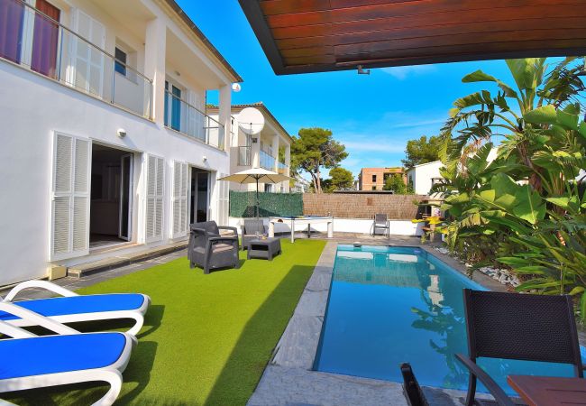 Casa a schiera a Playa de Muro - Siulador 107 fantástica villa con piscina privada, terraza, mesa de billar, ping pong y aire acondicionado Casa a schiera a Playa de Muro - Siulador 107 fantástica villa con piscina privada, terraza, mesa de billar, ping pong y aire acondicionado
