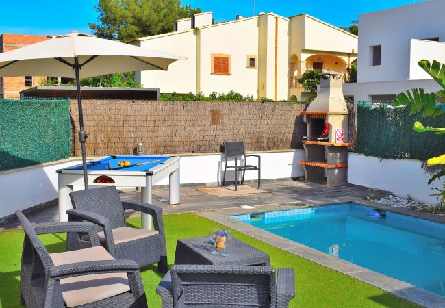 Casa a schiera a Playa de Muro - Siulador 107 fantástica villa con piscina privada, terraza, mesa de billar, ping pong y aire acondicionado Casa a schiera a Playa de Muro - Siulador 107 fantástica villa con piscina privada, terraza, mesa de billar, ping pong y aire acondicionado