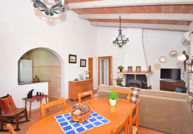 Fattoria a Muro - Terra Nostra 147 acogedora finca con impresionantes vistas, terraza, jacuzzi y aire acondicionado Fattoria a Muro - Terra Nostra 147 acogedora finca con impresionantes vistas, terraza, jacuzzi y aire acondicionado