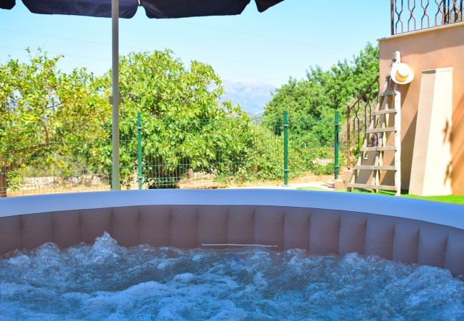 Fattoria a Muro - Terra Nostra 147 acogedora finca con impresionantes vistas, terraza, jacuzzi y aire acondicionado Fattoria a Muro - Terra Nostra 147 acogedora finca con impresionantes vistas, terraza, jacuzzi y aire acondicionado