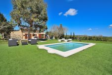 Fattoria a Sineu - Es Camp Pla 087 acogedora finca con piscina privada, terraza, jardín, barbacoa y aire acondicionado