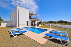 Villa a Cala d'Or - Ca Na Magdalena 223 fantástica villa con piscina privada, jardín, barbacoa y aire acondicionado