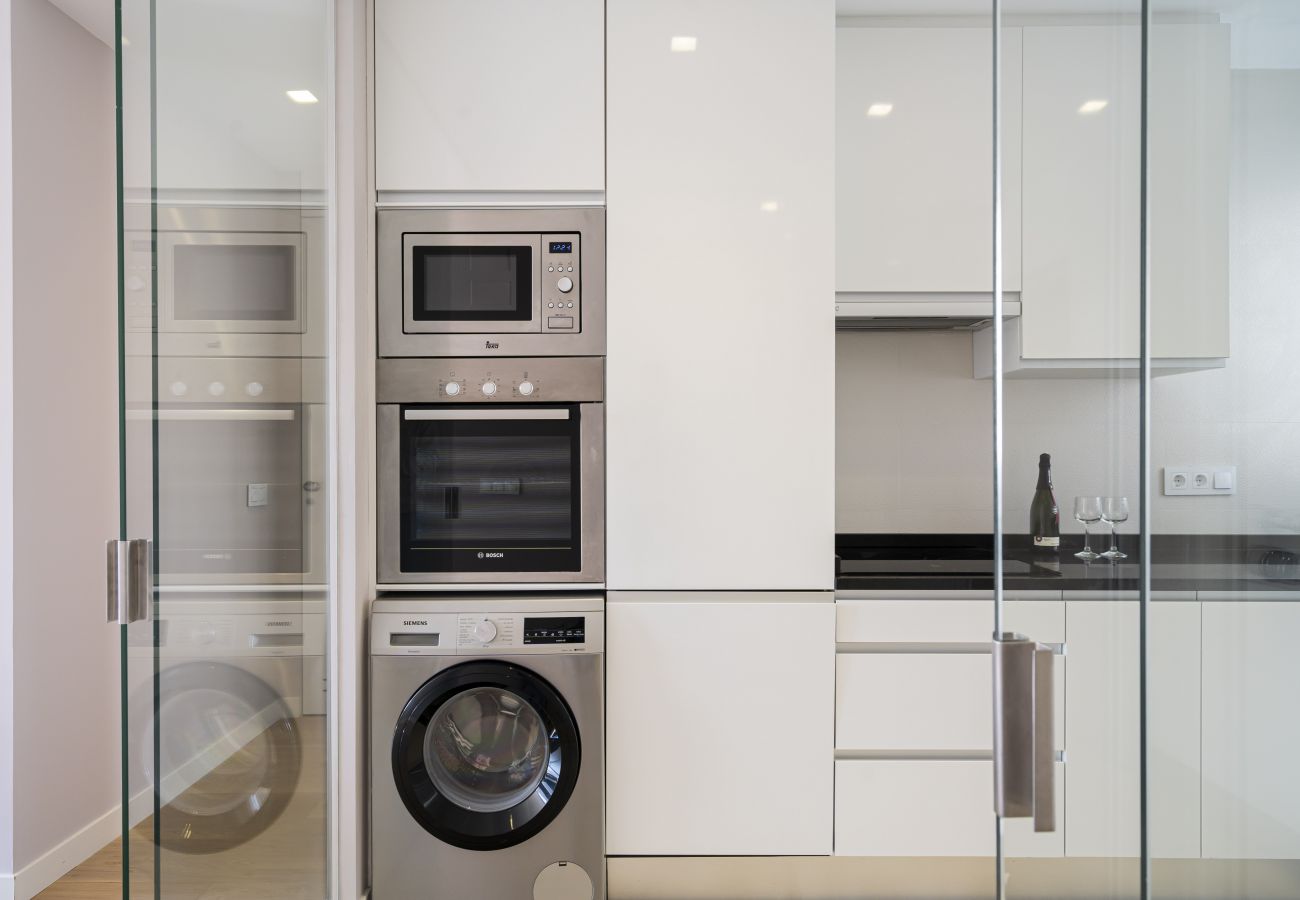 Appartamento a Madrid - REAL PALACE MADRID 2HH, 2 BATHROOMS, 6 PAX Appartamento a Madrid - REAL PALACE MADRID 2HH, 2 BATHROOMS, 6 PAX