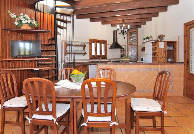 Fattoria a Ariany - Can Xisco Domatiga 250, Villa de piedra con piscina e internet de alta velocidad Fattoria a Ariany - Can Xisco Domatiga 250, Villa de piedra con piscina e internet de alta velocidad