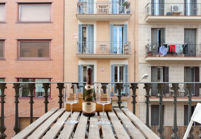 Appartamento a Barcelona - TURO PARK, precioso apartamento con balcón Appartamento a Barcelona - TURO PARK, precioso apartamento con balcón
