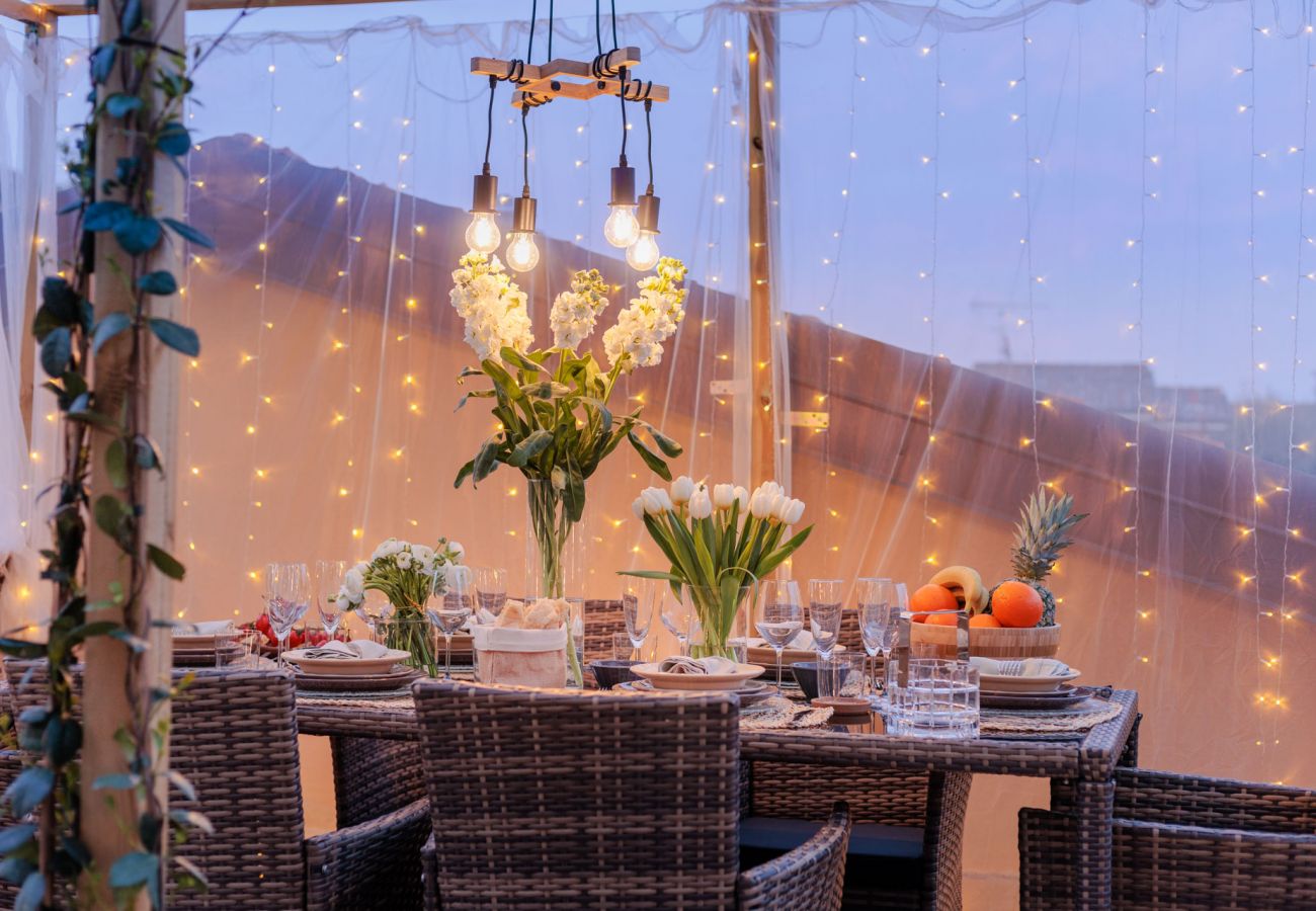 Appartamento a Lucca - Casa Gina, a modern charming urban retreat with free parking by the train station and the Walls of Lucca Appartamento a Lucca - Casa Gina, a modern charming urban retreat with free parking by the train station and the Walls of Lucca