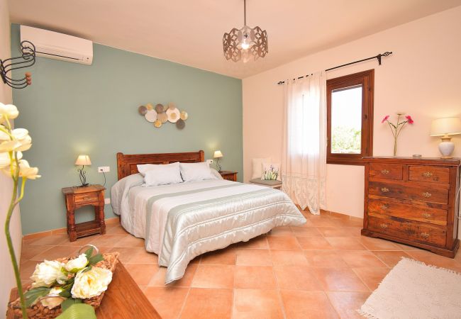Villa a Santa Margalida - Vernissa 288 fantástica villa con piscina privada, gran jardín, barbacoa y aire acondicionado Villa a Santa Margalida - Vernissa 288 fantástica villa con piscina privada, gran jardín, barbacoa y aire acondicionado