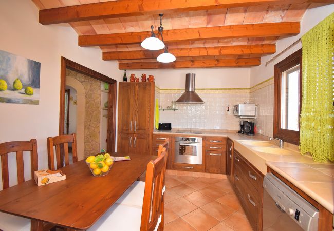 Villa a Santa Margalida - Vernissa 288 fantástica villa con piscina privada, gran jardín, barbacoa y aire acondicionado Villa a Santa Margalida - Vernissa 288 fantástica villa con piscina privada, gran jardín, barbacoa y aire acondicionado