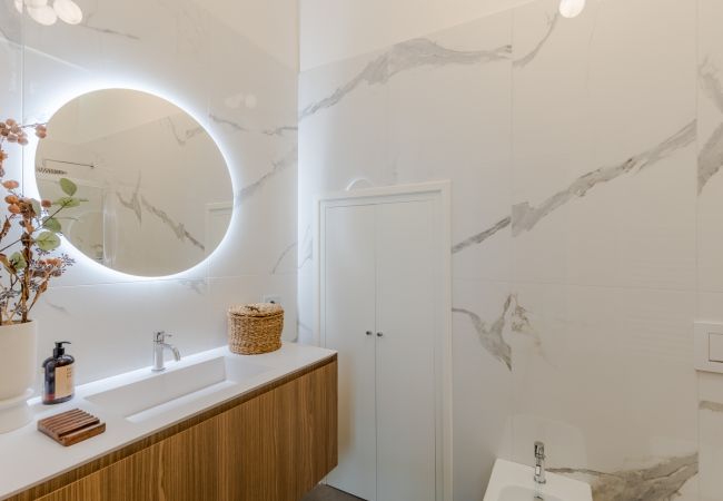 Appartamento a Lucca - Casa Lazzaro Contemporary Ground Floor Apartment inside the walls of Lucca Appartamento a Lucca - Casa Lazzaro Contemporary Ground Floor Apartment inside the walls of Lucca