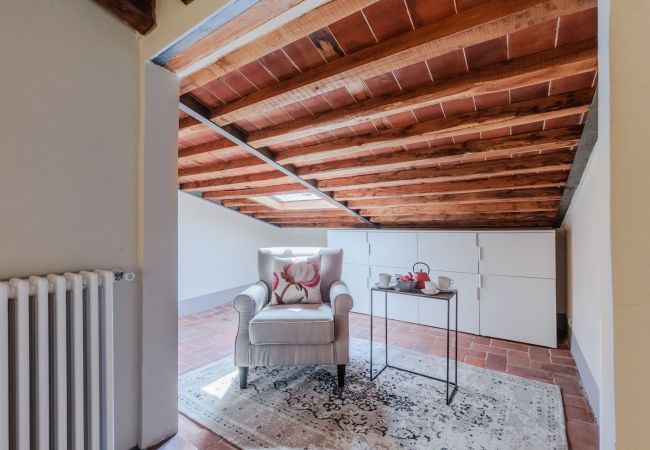 Appartamento a Lucca - Casa Lucky, Romantic Modern 3 bedrooms Penthouse inside the Walls of Lucca Appartamento a Lucca - Casa Lucky, Romantic Modern 3 bedrooms Penthouse inside the Walls of Lucca