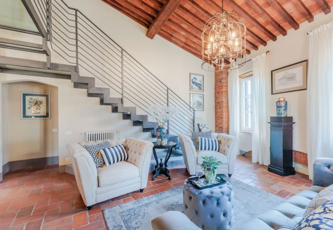 Appartamento a Lucca - Casa Lucky, Romantic Modern 3 bedrooms Penthouse inside the Walls of Lucca Appartamento a Lucca - Casa Lucky, Romantic Modern 3 bedrooms Penthouse inside the Walls of Lucca